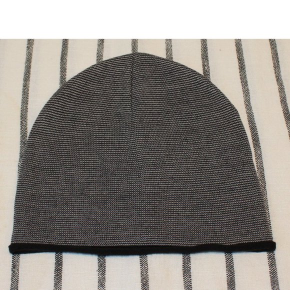 Other - NWOT Men's Black and White Striped Knit Beanie Skull Cap